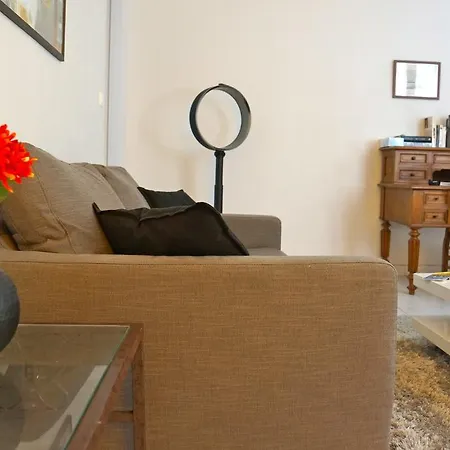 Abbe De L'Epee' Apartment *
